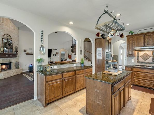 1232  Clearbrook Drive , Kennedale Texas 76060