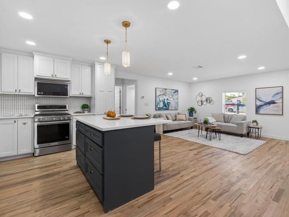 3503  Fontana Drive , Dallas Texas 75220