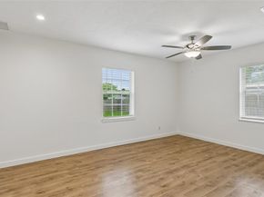 2519  Maverick Avenue , Dallas Texas 75228