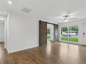 2519  Maverick Avenue , Dallas Texas 75228