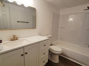 728  Arrowhead Circle , Garland Texas 75043