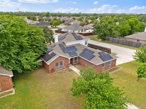 633  Madeline Court , Azle Texas 76020