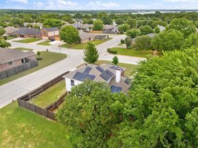 633  Madeline Court , Azle Texas 76020
