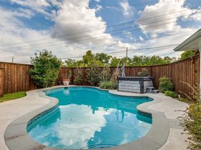 6604  Gretchen Lane , Dallas Texas 75252