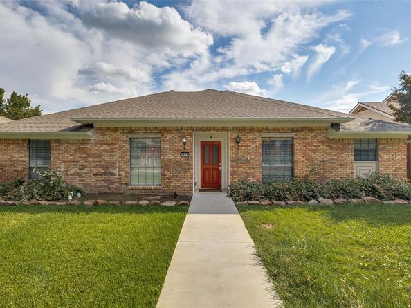 6604  Gretchen Lane , Dallas Texas 75252