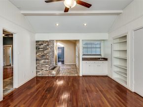 6604  Gretchen Lane , Dallas Texas 75252