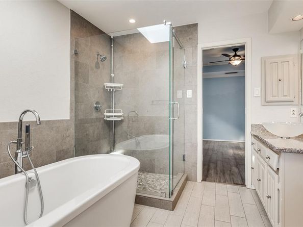 6604  Gretchen Lane , Dallas Texas 75252