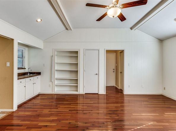6604  Gretchen Lane , Dallas Texas 75252
