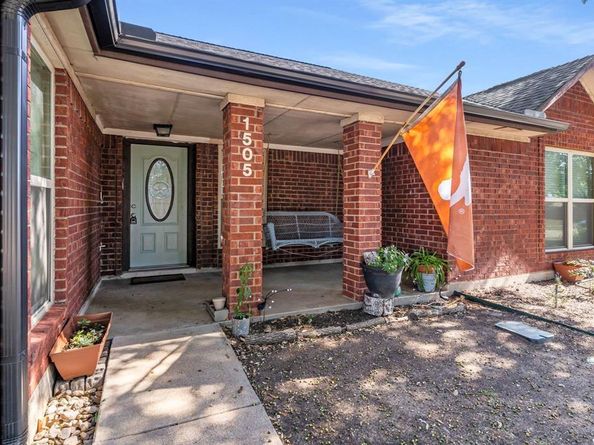 1505  Clover Drive , Allen Texas 75002