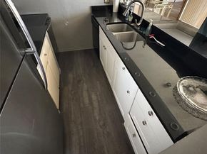 4347  Dickason Avenue  115, Dallas Texas 75219