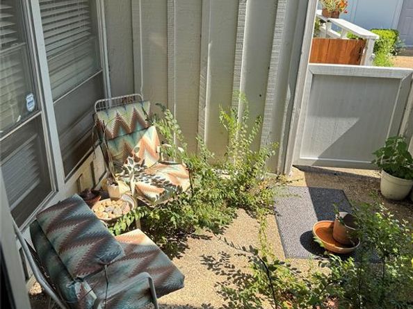 4347  Dickason Avenue  115, Dallas Texas 75219