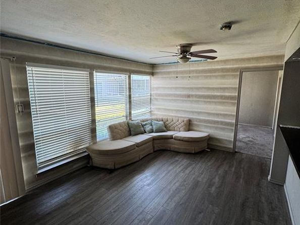 4347  Dickason Avenue  115, Dallas Texas 75219