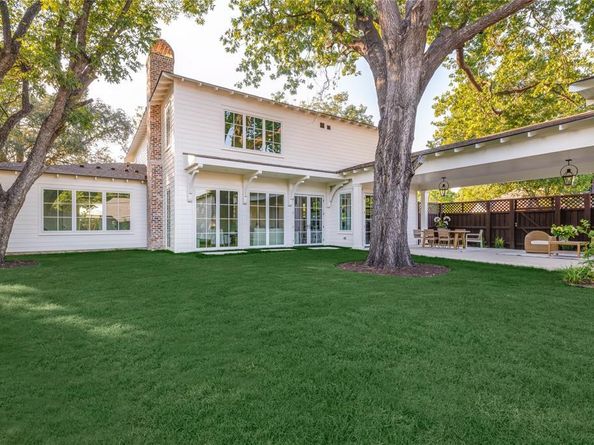 860  Edgefield Road , Fort Worth Texas 76107