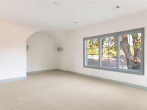 860  Edgefield Road , Fort Worth Texas 76107