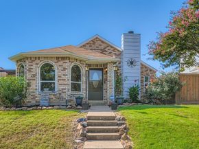1306  Maplewood Drive , Lewisville Texas 75067