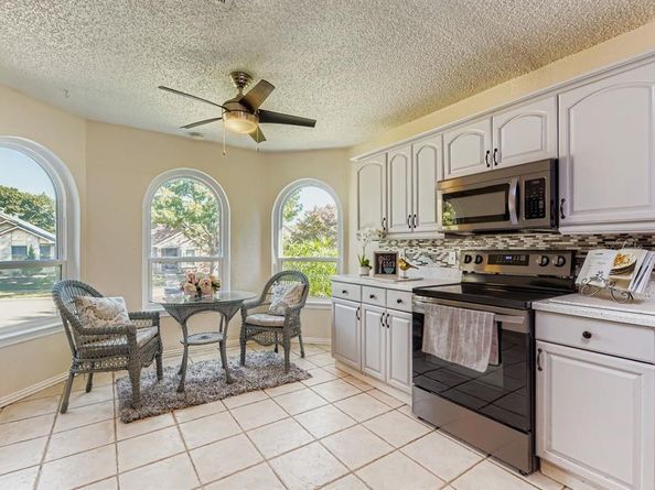 1306  Maplewood Drive , Lewisville Texas 75067