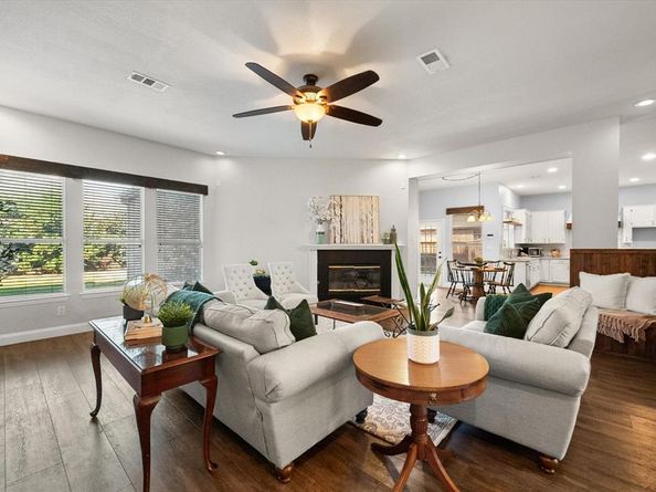 1817  Meadow Ridge Drive , Flower Mound Texas 75028