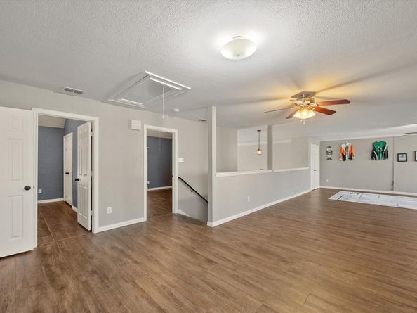 1817  Meadow Ridge Drive , Flower Mound Texas 75028