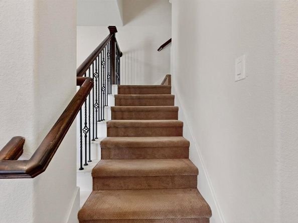 719  Emily Lane , Richardson Texas 75081
