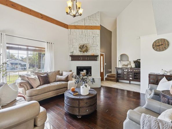 105  Melody Lane , Hickory Creek Texas 75065