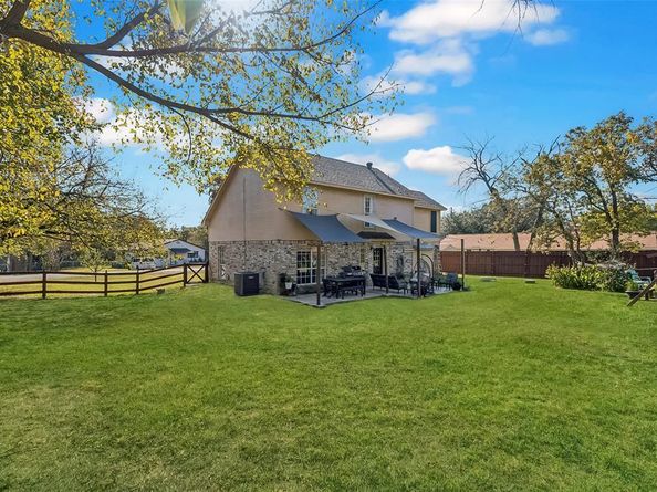 105  Melody Lane , Hickory Creek Texas 75065