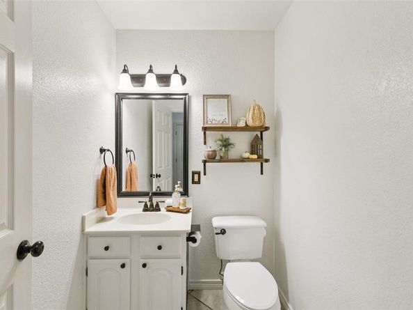 105  Melody Lane , Hickory Creek Texas 75065