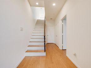 959 W Bluff Street  105, Fort Worth Texas 76102