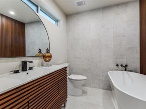 5837  Clendenin Avenue , Dallas Texas 75228