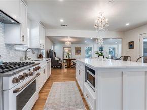 5837  Clendenin Avenue , Dallas Texas 75228