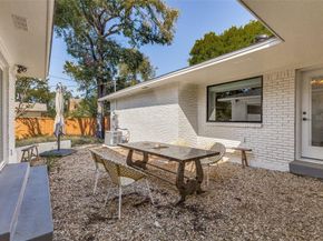 5837  Clendenin Avenue , Dallas Texas 75228