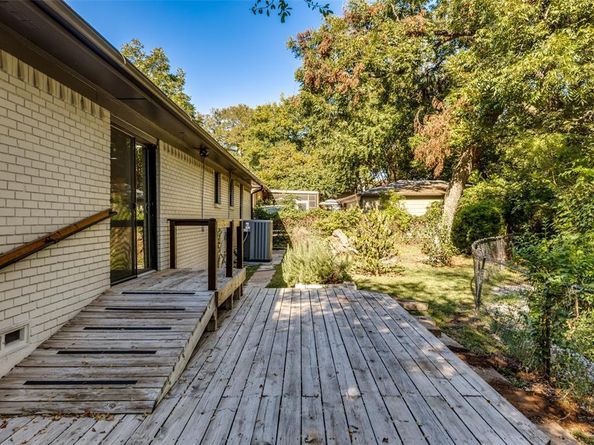 8022  Claremont Drive , Dallas Texas 75228