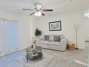 6454  Cinnamon Oaks Drive , Dallas Texas 75241