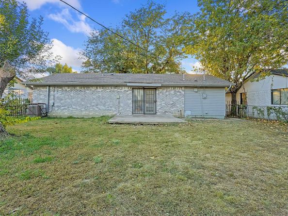 6454  Cinnamon Oaks Drive , Dallas Texas 75241