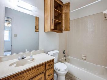 407 S Las Vegas Trail 