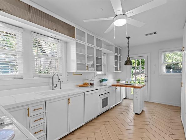 2505  Yucca Avenue , Fort Worth Texas 76111