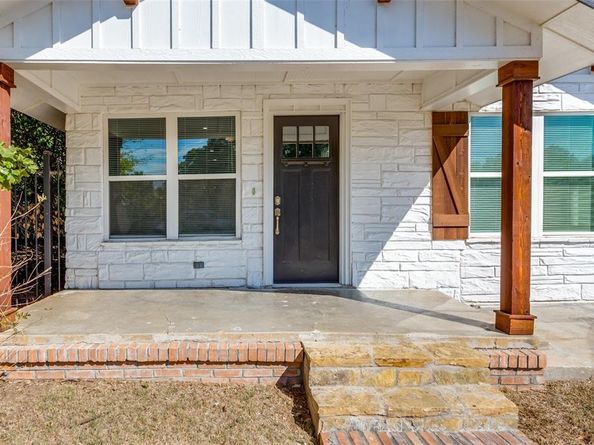1423 E Davis Avenue , Fort Worth Texas 76104