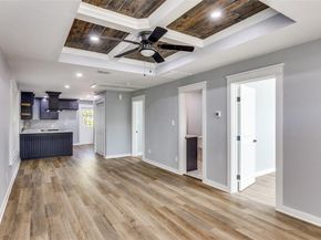 1423 E Davis Avenue , Fort Worth Texas 76104