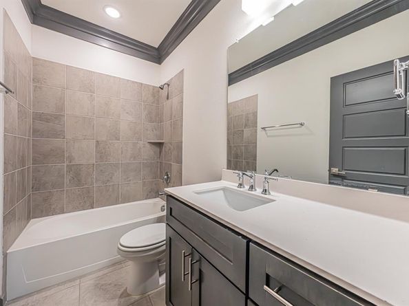 1100  Stallion Lane , Justin Texas 76247