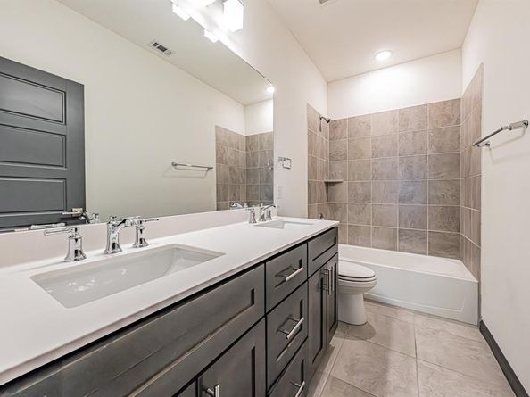 1100  Stallion Lane , Justin Texas 76247
