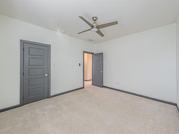 1100  Stallion Lane , Justin Texas 76247