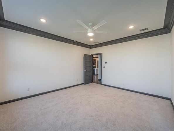 1100  Stallion Lane , Justin Texas 76247