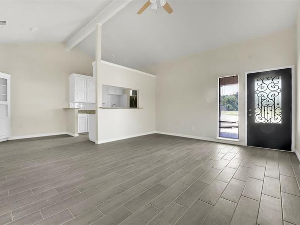 405 S Las Vegas Trail , White Settlement Texas 76108