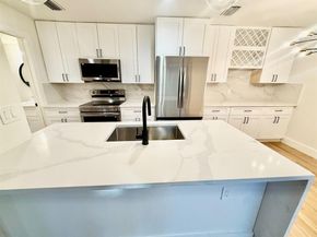 3929  Buena Vista Street  F, Dallas Texas 75204