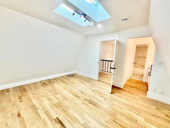 3929  Buena Vista Street  F, Dallas Texas 75204