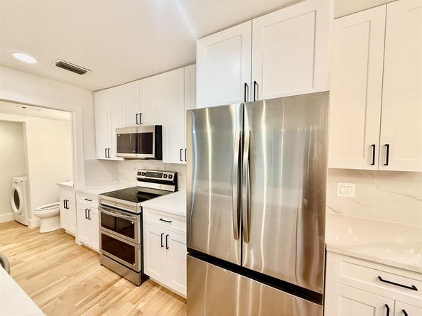 3929  Buena Vista Street  F, Dallas Texas 75204