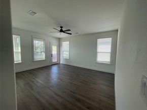3535  Spring Avenue , Dallas Texas 75210