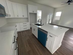 3535  Spring Avenue , Dallas Texas 75210