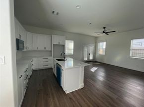 3535  Spring Avenue , Dallas Texas 75210