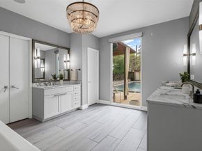 613 N Bailey Avenue , Fort Worth Texas 76107