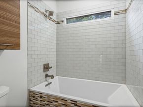 613 N Bailey Avenue , Fort Worth Texas 76107
